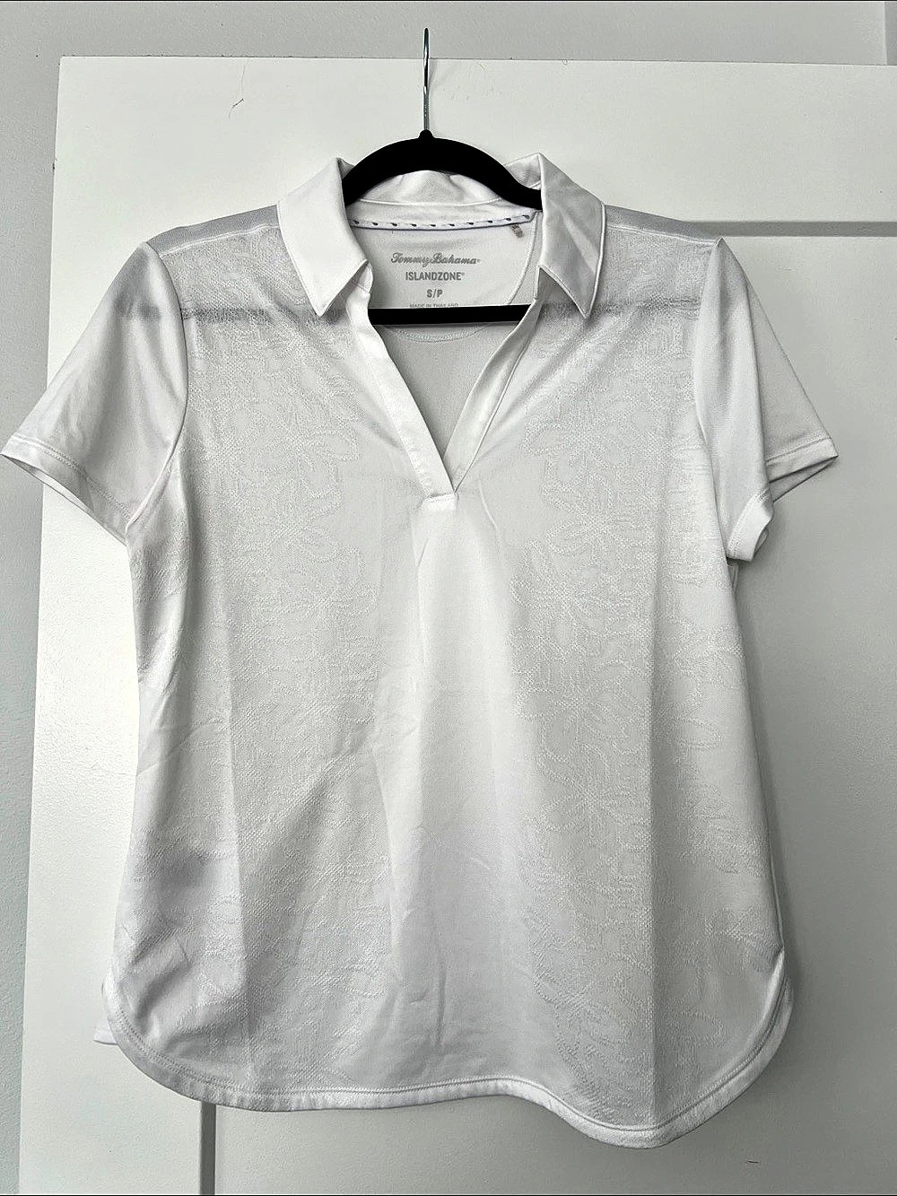 Tommy Bahama Short Sleeve Collared Top in White, Small